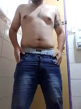 Snapshot of JvSmallDick chatting on January 5, 2025, 4:36 am JvSmallDick online show from January 5, 2025, 4:36 am