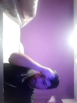 Snapshot of JvSmallDick chatting on October 8, 2025, 10:10 pm JvSmallDick online show from October 8, 2025, 10:10 pm