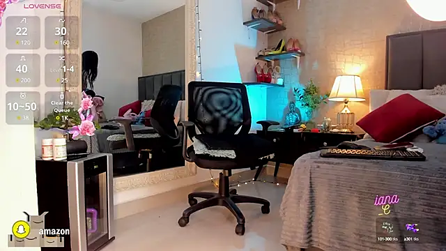 Mariana c1 online show from March 14, 2025, 6:07 pm