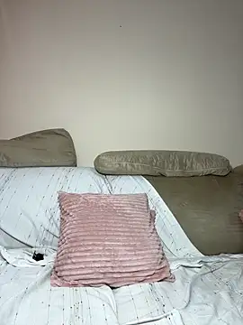 AgnesCampp online show from March 3, 2025, 5:52 pm