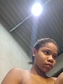 Snapshot of Luciia_cute chatting on February 6, 2026, 2:51 am Luciia cute online show from February 6, 2026, 2:51 am