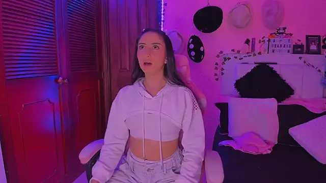 gabyye capprins online show from October 3, 2025, 12:47 am