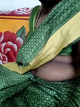 Snapshot of Priya_Next chatting on December 11, 2024, 4:39 am Priya Next online show from December 11, 2024, 4:39 am