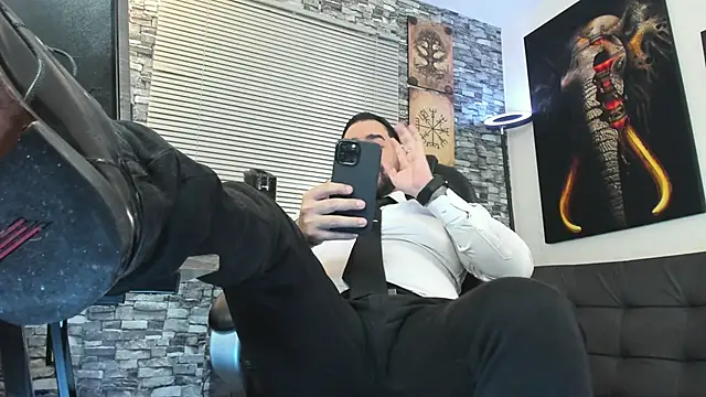 Ethan Castellano online show from June 14, 2026, 10:00 pm
