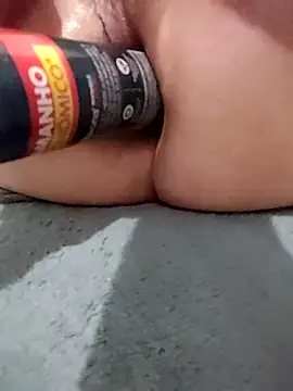 Snapshot of amostbb chatting on February 28, 2026, 9:47 pm amostbb online show from February 28, 2026, 9:47 pm