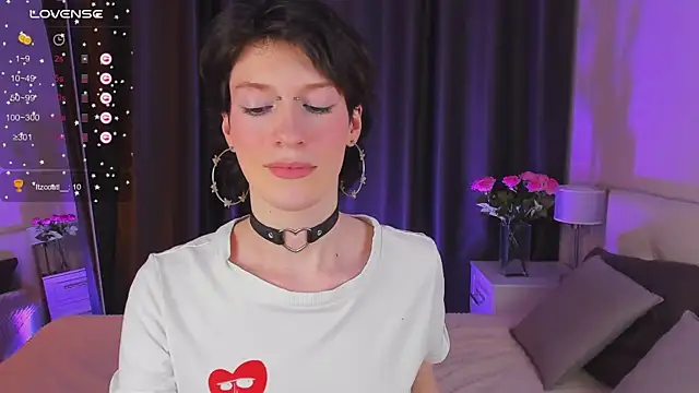 Snapshot of Kolette_Gray chatting on March 2, 2025, 8:27 am Kolette Gray online show from March 2, 2025, 8:27 am