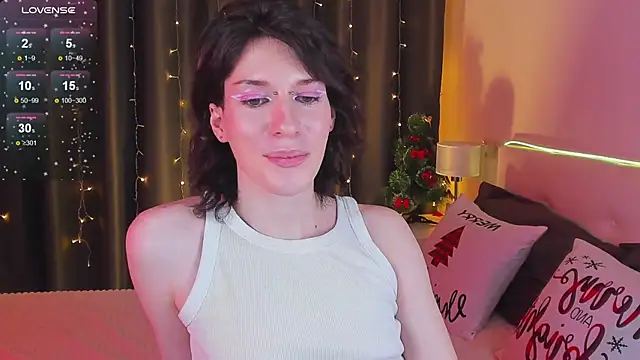 Snapshot of Kolette_Gray chatting on January 11, 2025, 6:44 pm Kolette Gray online show from January 11, 2025, 6:44 pm