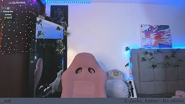 Snapshot of jacks_hotter chatting on November 24, 2025, 10:32 pm jacks hotter online show from November 24, 2025, 10:32 pm