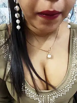 Snapshot of Sania-Love chatting on March 30, 2026, 12:01 am Sania-Love online show from March 30, 2026, 12:01 am