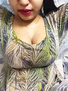 Snapshot of Sania-Love chatting on April 15, 2026, 11:49 pm Sania-Love online show from April 15, 2026, 11:49 pm