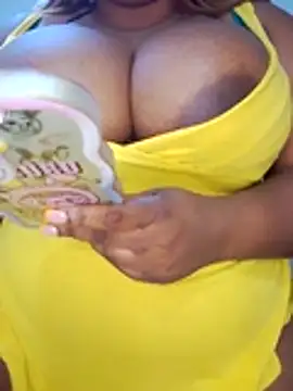 PervertPreggy online show from May 7, 2026, 4:43 pm