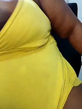 Snapshot of PervertPreggy chatting on April 6, 2026, 8:15 am PervertPreggy online show from April 6, 2026, 8:15 am