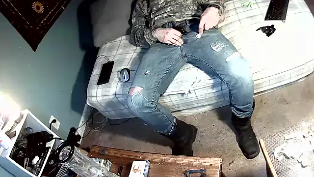 Spunwhiteboy1992 online show from March 23, 2026, 7:19 am