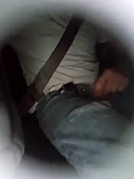 Spunwhiteboy1992 online show from October 16, 2025, 3:26 am