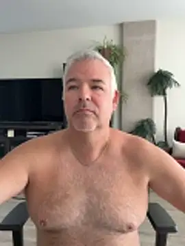 aarosteev2 online show from April 20, 2026, 12:41 pm