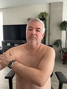 aarosteev2 online show from March 4, 2026, 3:42 pm