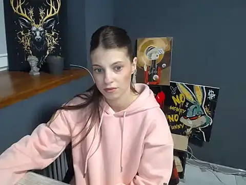 Snapshot of felicity_gold chatting on April 7, 2026, 6:37 am felicity gold online show from April 7, 2026, 6:37 am