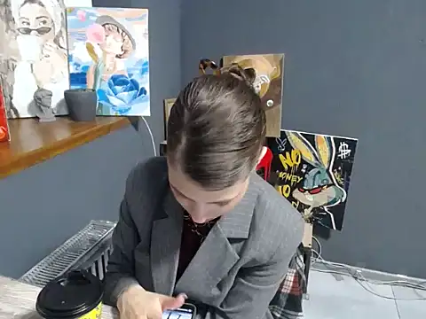 Snapshot of felicity_gold chatting on April 16, 2026, 6:36 am felicity gold online show from April 16, 2026, 6:36 am