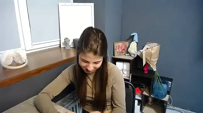 Snapshot of felicity_gold chatting on February 12, 2025, 12:01 pm felicity gold online show from February 12, 2025, 12:01 pm