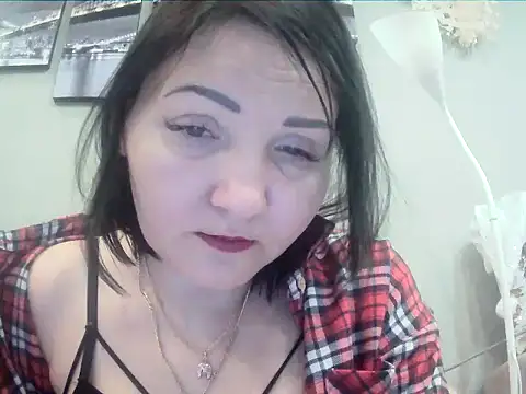 ClaireSunset online show from January 7, 2025, 4:59 pm