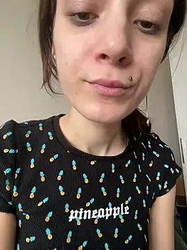 Kathleen Meow online show from January 9, 2026, 10:33 am