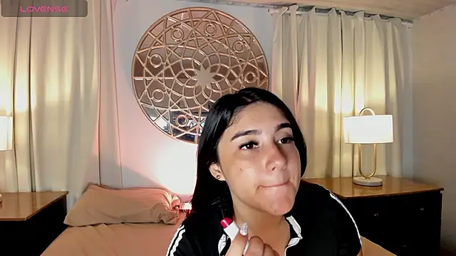 Snapshot of Belliinda_21 chatting on September 24, 2025, 7:09 pm Belliinda 21 online show from September 24, 2025, 7:09 pm