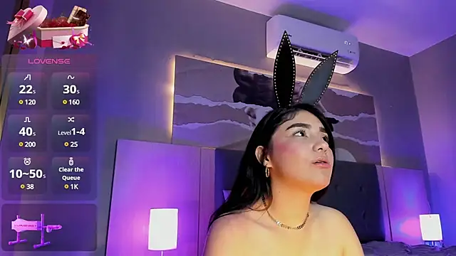 Snapshot of Belliinda_21 chatting on February 22, 2025, 10:09 pm Belliinda 21 online show from February 22, 2025, 10:09 pm