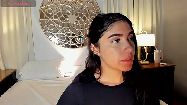 Snapshot of Belliinda_21 chatting on October 1, 2025, 6:56 pm Belliinda 21 online show from October 1, 2025, 6:56 pm