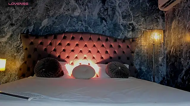 Belliinda 21 online show from March 12, 2026, 7:18 pm