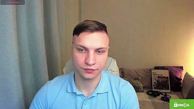 handsome guy01 online show from April 15, 2026, 5:06 pm