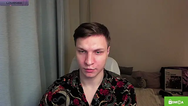 handsome guy01 online show from May 30, 2026, 9:20 pm