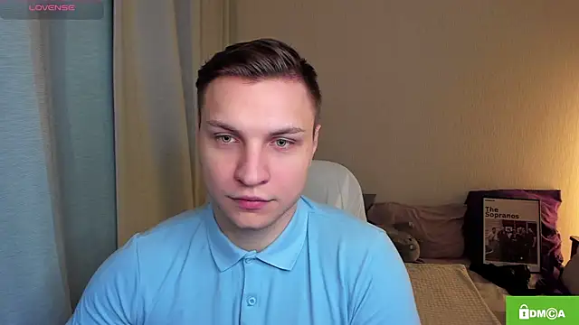 handsome guy01 online show from May 14, 2026, 11:35 pm