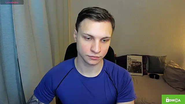 handsome guy01 online show from February 18, 2026, 12:19 am