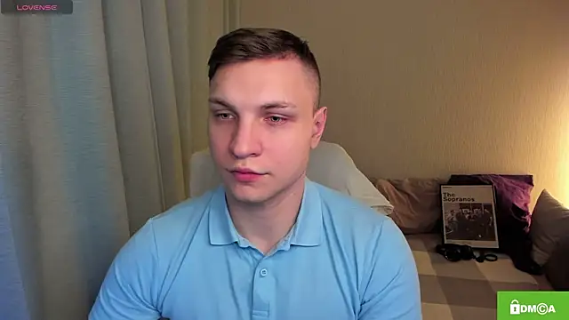 handsome guy01 online show from April 20, 2026, 6:31 pm