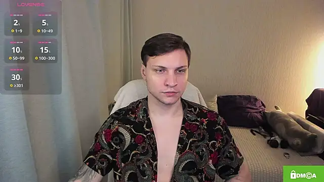 handsome guy01 online show from July 8, 2026, 8:31 pm