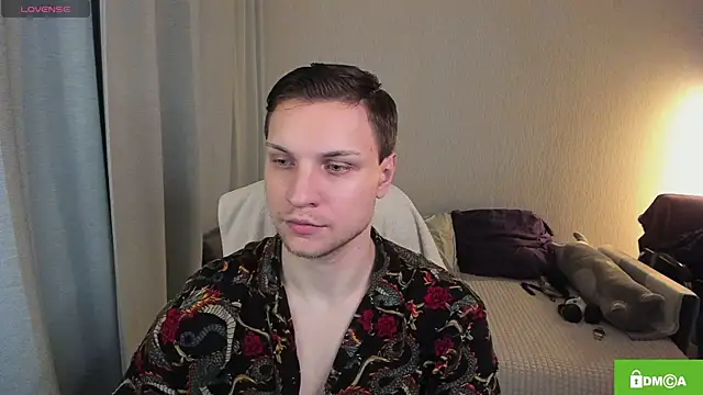 handsome guy01 online show from July 12, 2026, 12:11 am