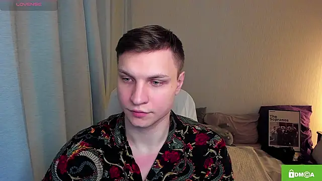 handsome guy01 online show from May 14, 2026, 4:20 am