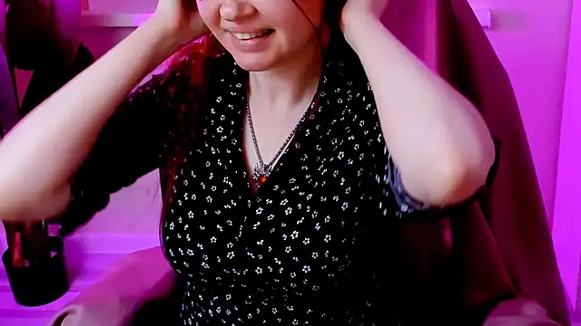 CarolGiggly online show from December 21, 2025, 11:38 pm