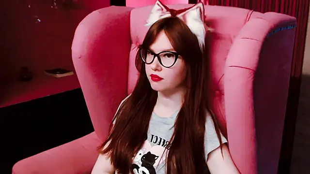 CarolGiggly online show from December 3, 2024, 10:45 pm