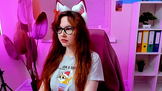 CarolGiggly online show from March 17, 2026, 1:08 am