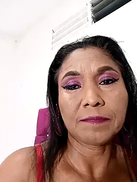 Snapshot of tiffany_Bitch chatting on February 28, 2026, 1:05 am tiffany Bitch online show from February 28, 2026, 1:05 am