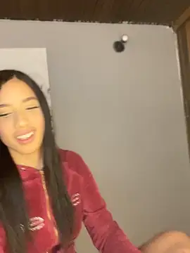 Snapshot of Praga_Pink chatting on March 2, 2026, 11:11 pm Praga Pink online show from March 2, 2026, 11:11 pm