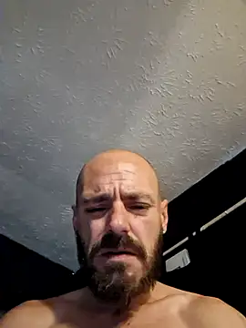 kjs daddy123 online show from December 1, 2025, 5:08 am