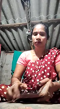 Snapshot of Hotty-dola chatting on March 2, 2025, 4:25 pm Hotty-dola online show from March 2, 2025, 4:25 pm