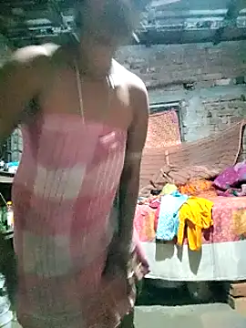 Snapshot of Hotty-dola chatting on February 21, 2025, 4:18 am Hotty-dola online show from February 21, 2025, 4:18 am