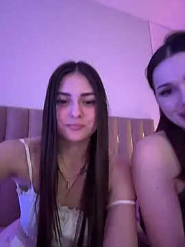 Snapshot of ShySonya chatting on February 23, 2025, 4:13 pm ShySonya online show from February 23, 2025, 4:13 pm