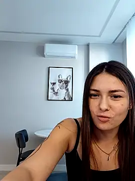 ShySonya online show from November 6, 2025, 12:20 pm