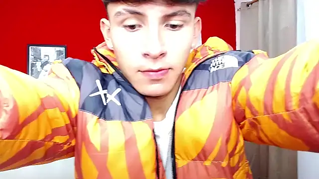 Snapshot of will_star_x chatting on February 14, 2025, 4:15 am will star x online show from February 14, 2025, 4:15 am