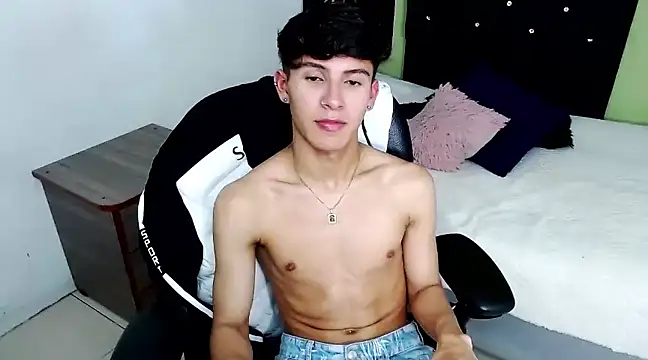 Snapshot of will_star_x chatting on January 31, 2025, 9:48 am will star x online show from January 31, 2025, 9:48 am