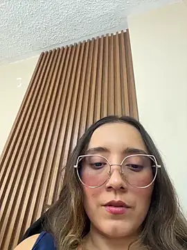 Snapshot of Kay_LustyWife chatting on March 31, 2026, 4:31 pm Kay LustyWife online show from March 31, 2026, 4:31 pm